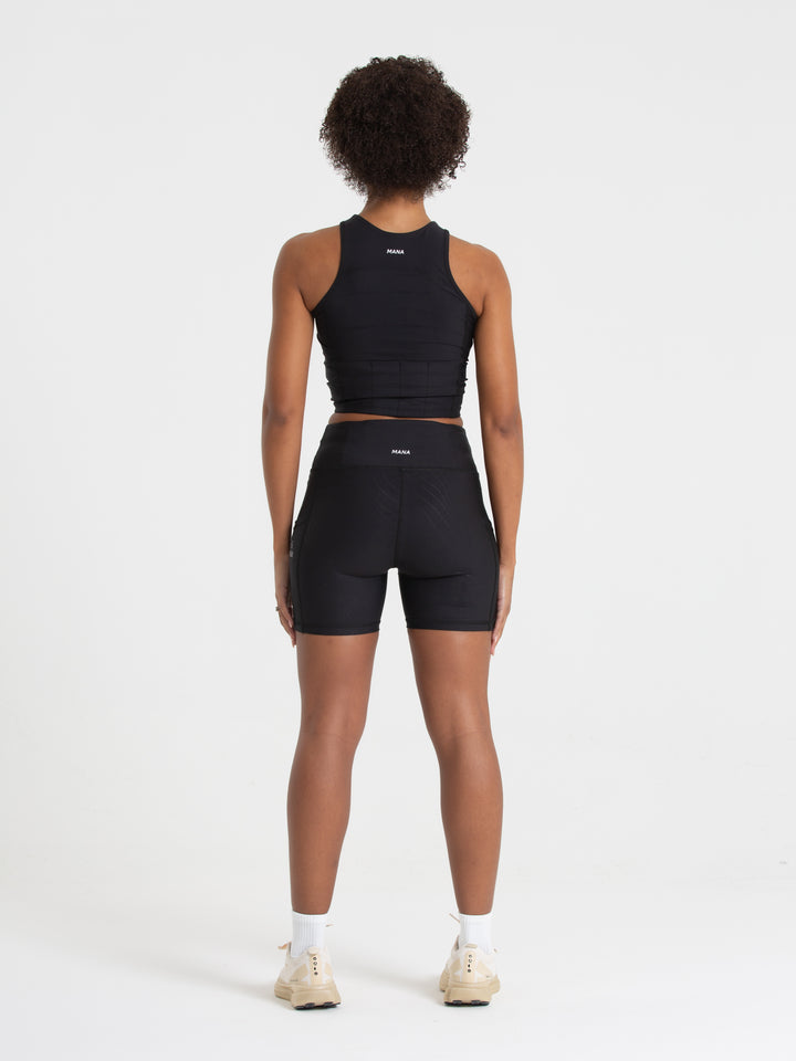 WOMEN'S PERFORMANCE SHORT