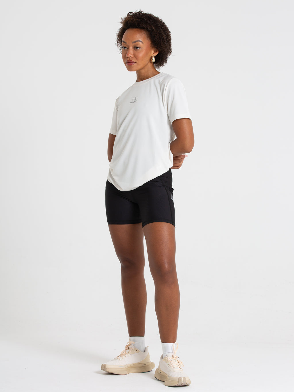 WOMEN'S TECHNICAL SHORT SLEEVE CHALK