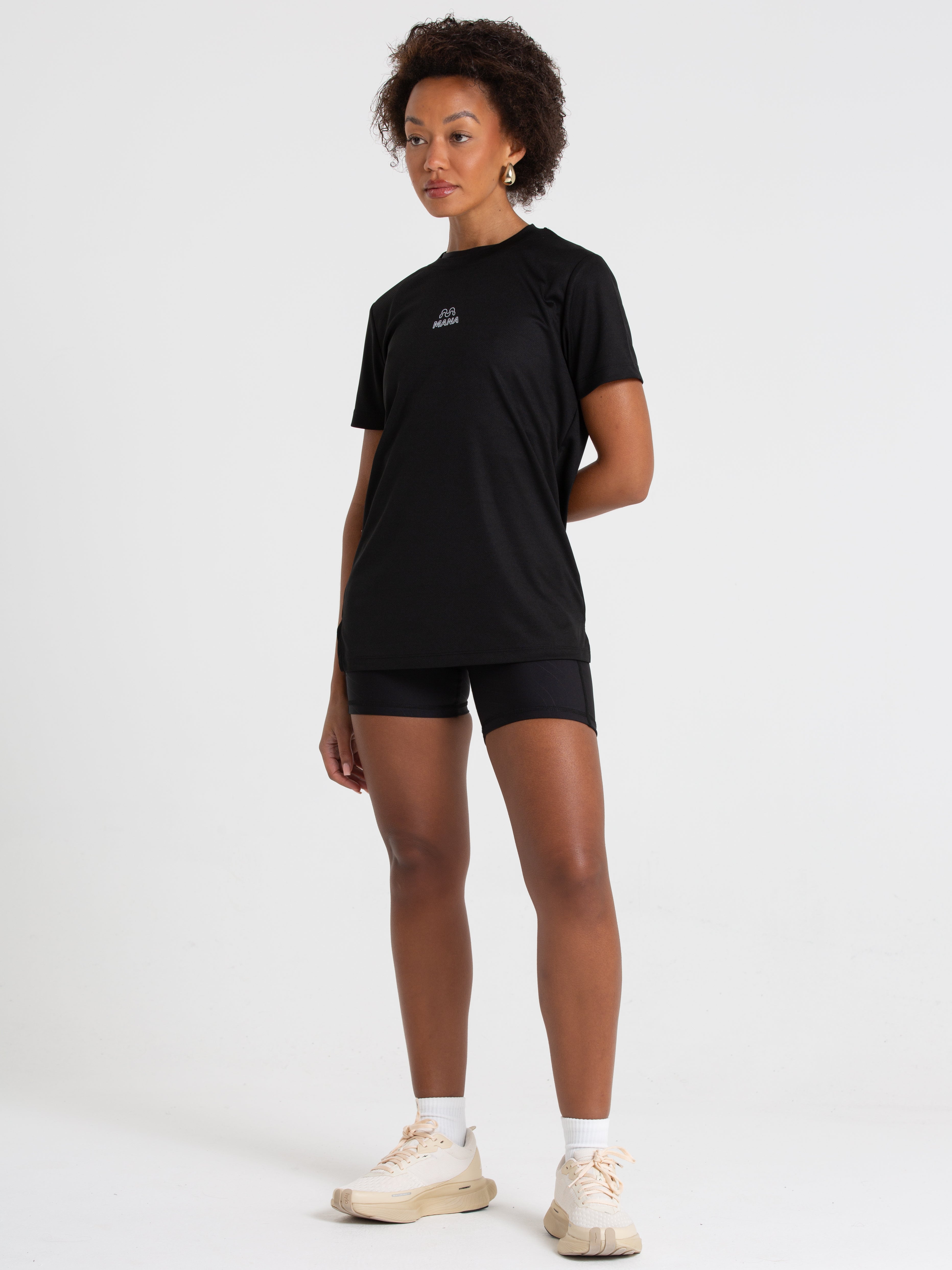 WOMEN'S TECHNICAL SHORT SLEEVE BLACK