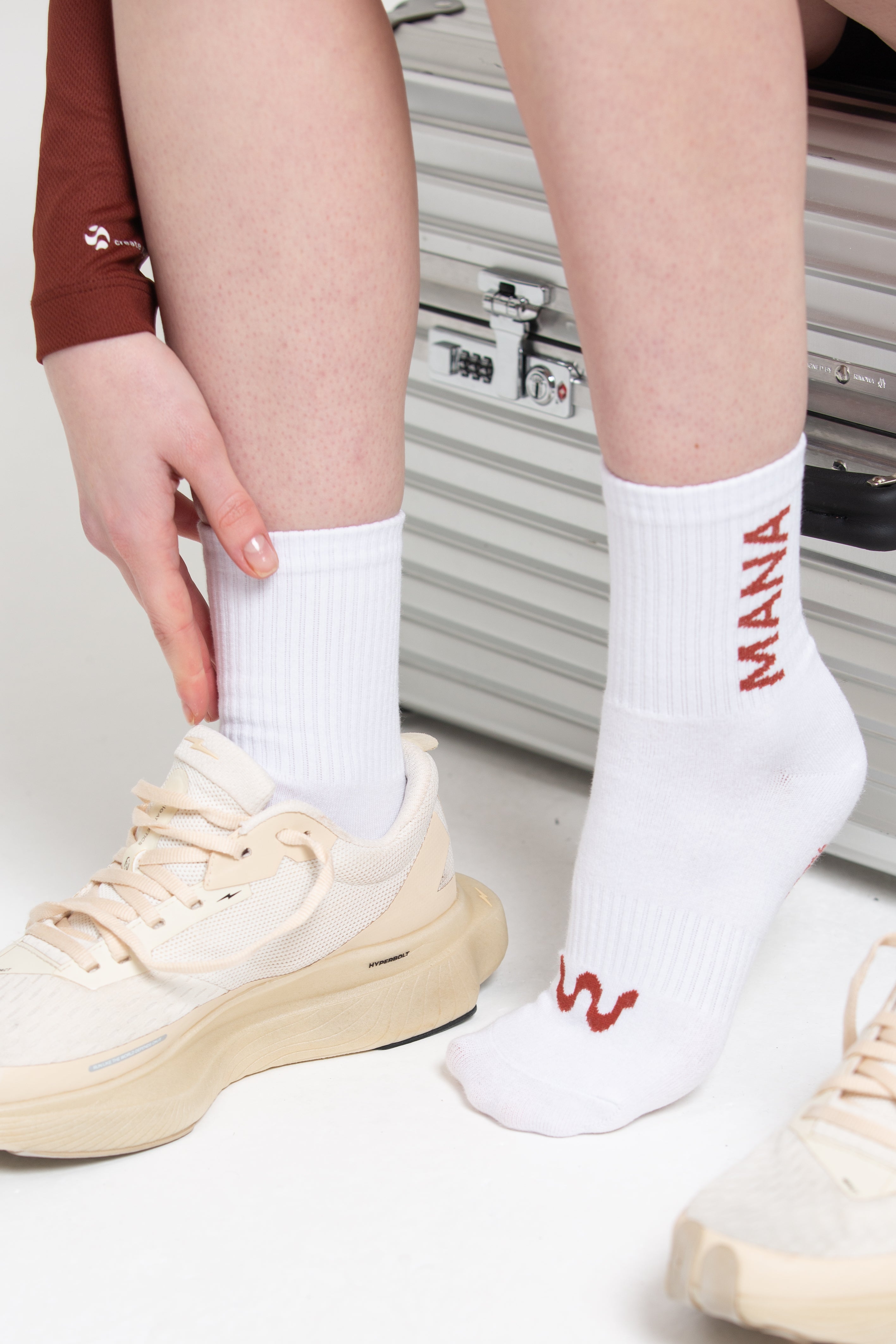 MANA SOCKS